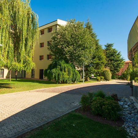 Hotel Castello Artemide Congressi คาสเทลซานเปียโตรแตร์เม ภายนอก รูปภาพ