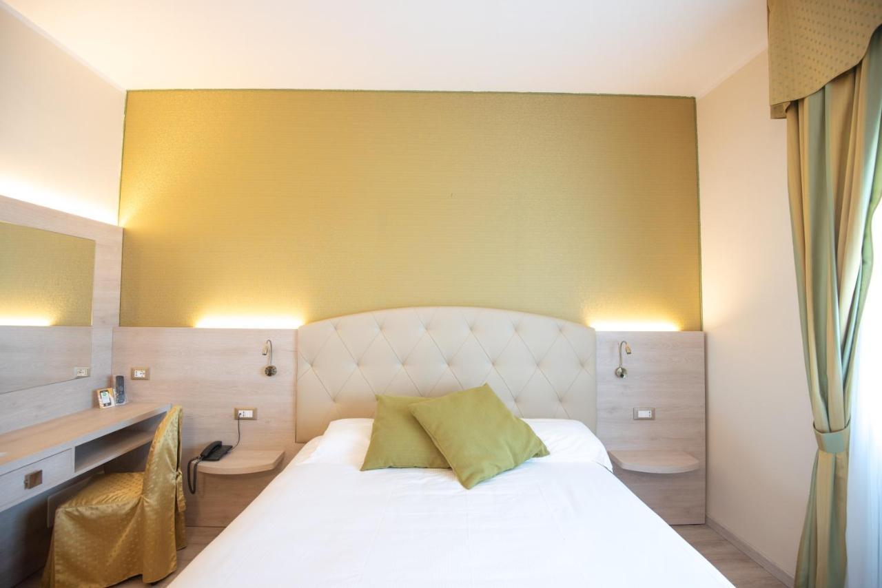 Hotel Castello Artemide Congressi คาสเทลซานเปียโตรแตร์เม ภายนอก รูปภาพ