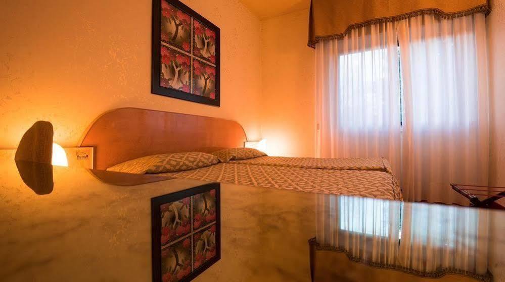 Hotel Castello Artemide Congressi คาสเทลซานเปียโตรแตร์เม ภายนอก รูปภาพ